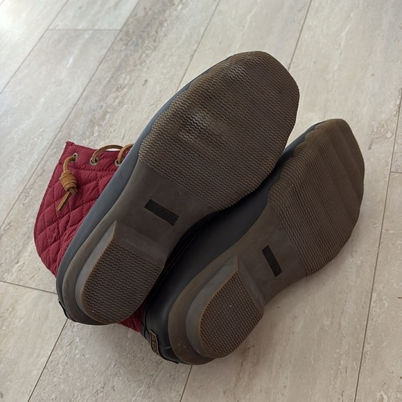 Women's Sperry Saltwater Fisherman Quilted Duck Boots Outdoor Red 8 - Picture 7 of 8